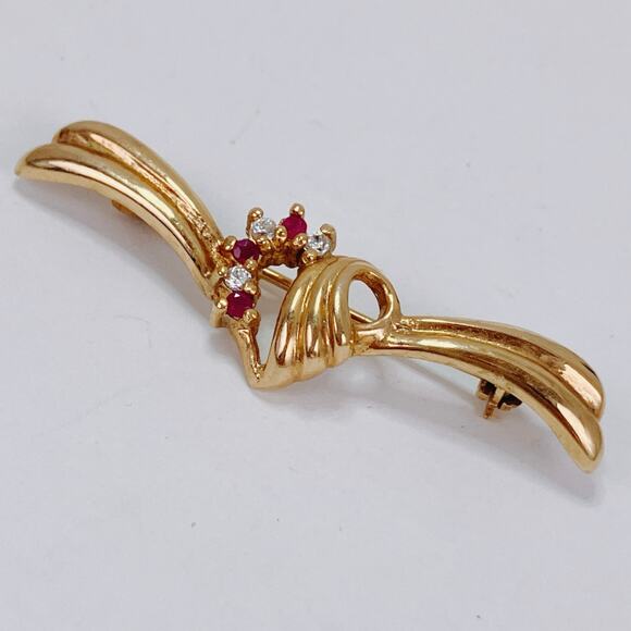 Vintage Heart Ribbon Pin JC Signed Mid Century Gold Filled Bar Brooch Red Ruby - Picture 3 of 12